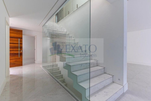 Imagem 6 de 15 de Casa Em Condomínio Construção Nova, Excelente Acabamento, Sobrado Com 4 Suítes Piscina E Jardim. - Em50170