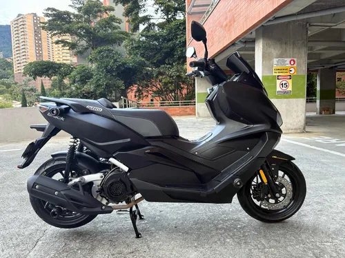 Moto Auteco Victory Black 2023