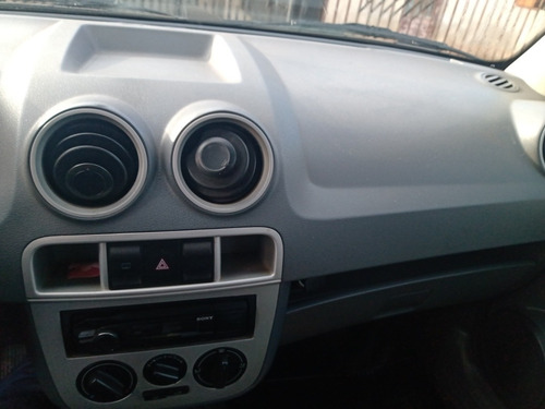 Imagem 12 de 14 de Volkswagen Parati 2010 1.6 Trend Total Flex 5p