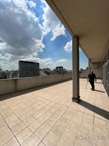 Edificio Comercial En Microcentro Con Frente A Av. 9 De Julio