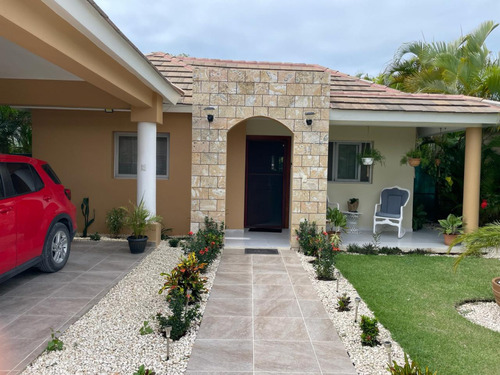 Descubre Esta Villa Amueblada En Venta En Punta Cana, Dr