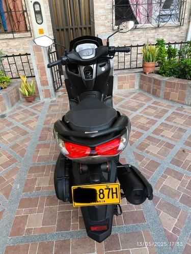 Yamaha Nmax Conectes 2025