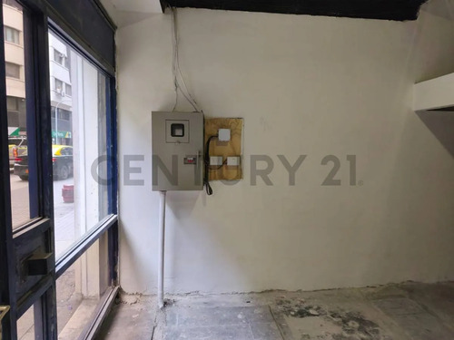 Arriendo Gran Local En Centro Cívico Santiago Centro