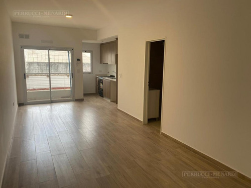 Imagen 6 de 11 de Departamento 2 Ambientes Con Cochera