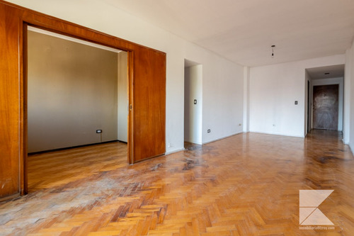 Retasado! Semipiso 3 Amb C/ Dep, Al Frente, Cochera, Flores