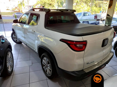 Imagem 3 de 6 de Fiat Toro 1.8 16v Evo Flex Freedom At6