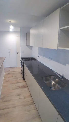 Excelente Departamento Un Dormitorio 6 E/ 65 Y 66