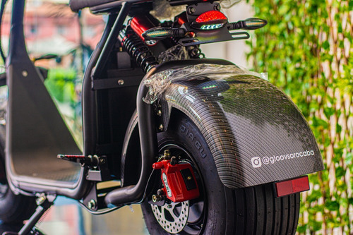 Imagem 9 de 12 de Scooter Eletrica 1500 Gloov