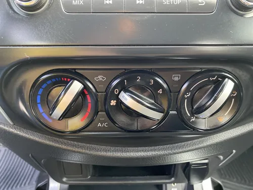 Nissan Frontier 2.5 4X2 Mt
