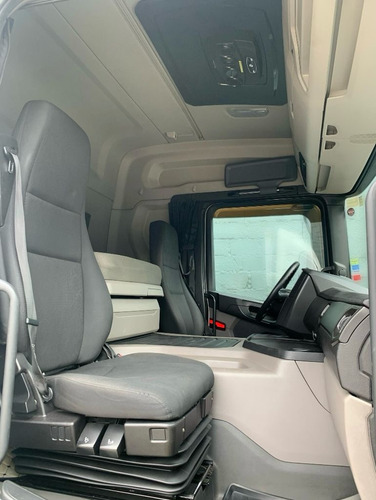 Scania P320 B 8x2 Bitruck 2019 Baú Sider 11 Metros Impecável