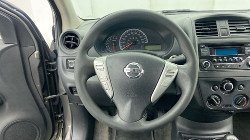 Nissan Versa 1.6 Advance