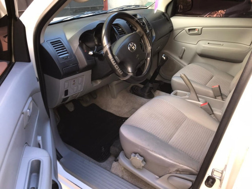 Toyota Hilux 2.5td Dx Cab Doble 4x2