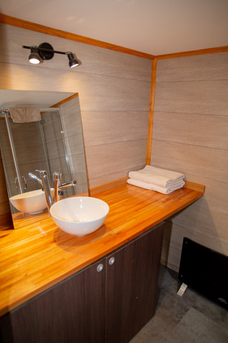Casa Principal Con Monoambiente + 1 Tiny House En Venta En Villa La Angostura Posibilidad De Inversion