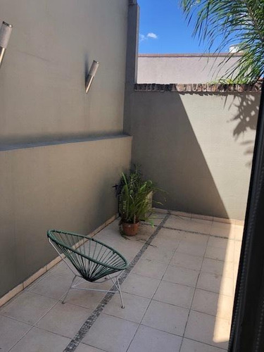 Imagen 8 de 14 de Departamento Tipo Casa En Venta En Lanus Oeste