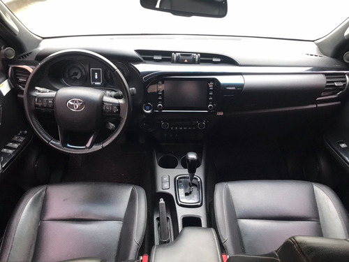 Imagen 7 de 10 de Toyota Hilux 2.8 Cd Srx 177cv 4x4 At - Línea 2020