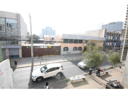 Edificio Con Uso Variado De Suelo Pleno Barrio Universitario