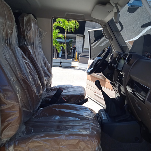 Toyota Land Cruiser 70 Aniversarios.