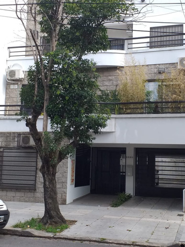 Monoamb Apto Comercial, Profesional Y Vivienda En Pb Al Frente. Entrada Semi Independiente.