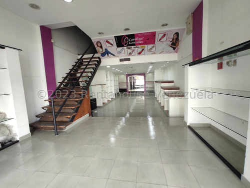 Local Comercial Ubicado Estratégicamente En La Av 19 De Abril 24-17379 Ec