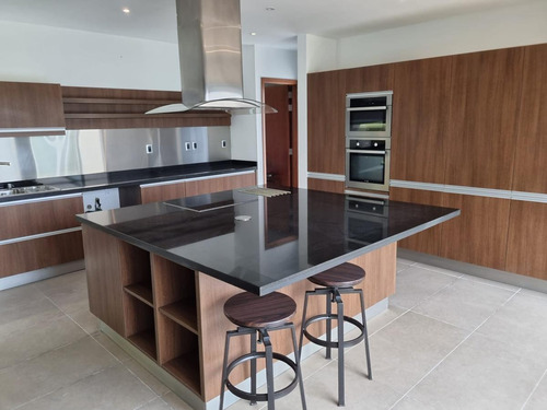 Imagen 11 de 30 de Altos De La Tahona , Casa De 300 M2 Y 1150 M2 De Terreno, 4 Dormitorios, Piscina, Minimalista !!