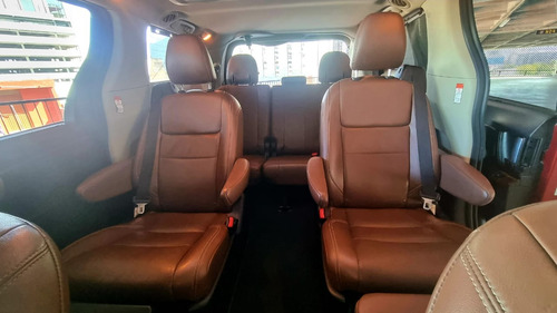 Toyota Sienna 3.5 Limited At