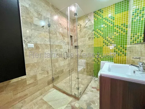 Casa En Venta En El Peñon Rvz