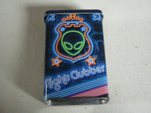 Lata Free (cigarro) - Night Clubber - Em Ótimo Estado (Usado)
