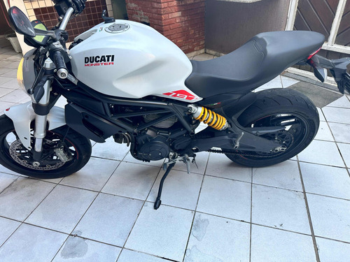 Ducati Monster 797