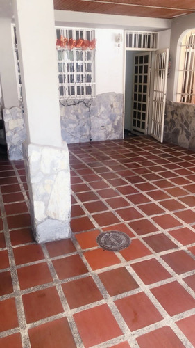 Imagen 7 de 7 de Casa En Urb. La Isabelica Cod. Indic-1315
