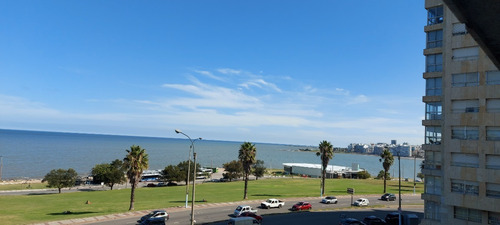 Imagen 1 de 23 de Alquiler Apartamento De 3 Dormitorios, Servicio Completo Y 2 Garajes