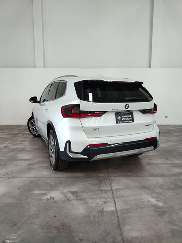 BMW X1 1.5 sDrive 18i At