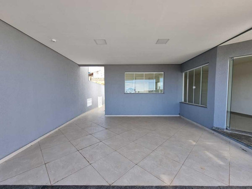 Imagem 3 de 15 de Casa Para Venda Em Guarapuava, Santana, 3 Dormitórios, 1 Suíte, 2 Banheiros, 2 Vagas - Cs-0096_2-1220924