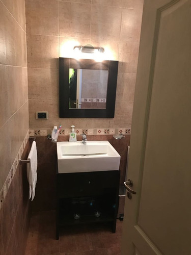 Imagen 5 de 11 de Casa Con Oficina Y Depto De Servicio