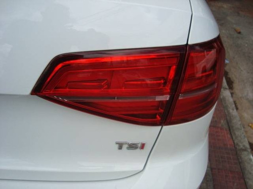 Volkswagen Jetta 2.0 Tsi Highline 211cv Gasolina 4p