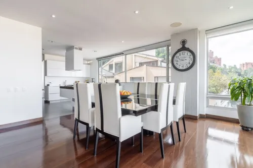 Apartamento En Venta En Chicó Oriental. Cod V9828
