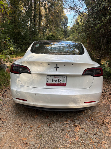 Tesla Model 3 Autonomía Mayor