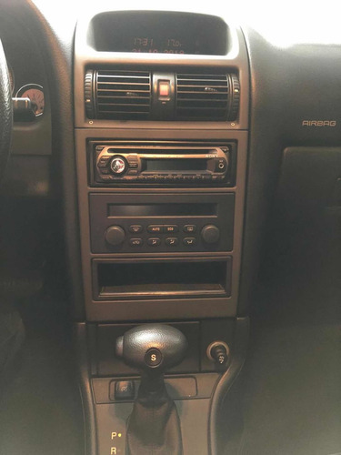 Chevrolet Astra 2.0 Advantage Flex Power Aut. 5p 2011