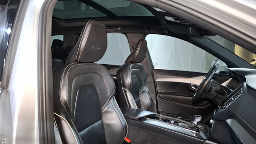 Volvo XC90 2.0 R-DESIGN T6 AUTO AWD