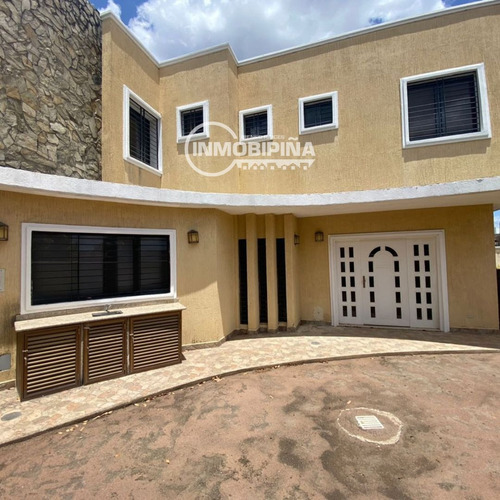 Inmobipiña Vende Townhouse En Urb. Villa Antillana, Puerto Ordaz, Estado Bolivar - Pg