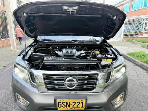 Nissan Frontier 2.5 LE DIESEL AUTOMÁTICA 4x4