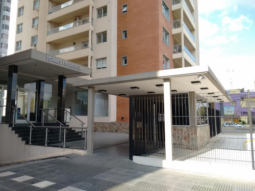 Departamento 4 Amb C / Cochera - Ramos Mejia Norte