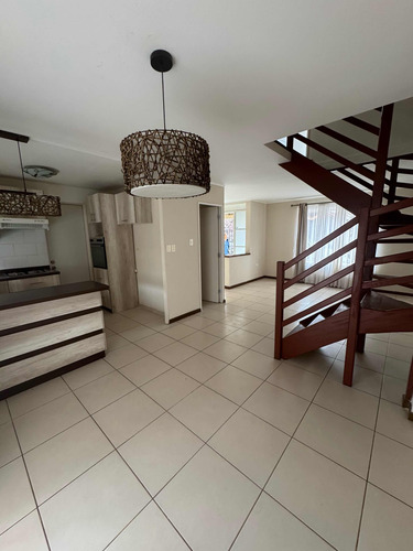 Arriendo Casa D4 B2 E2, Flores De Pucará, Maule