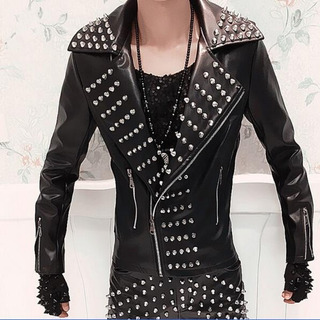 jaqueta com spikes masculina