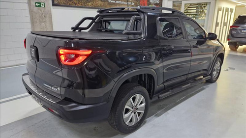Fiat Toro 1.8 16v Evo Flex Freedom Open Edition At6