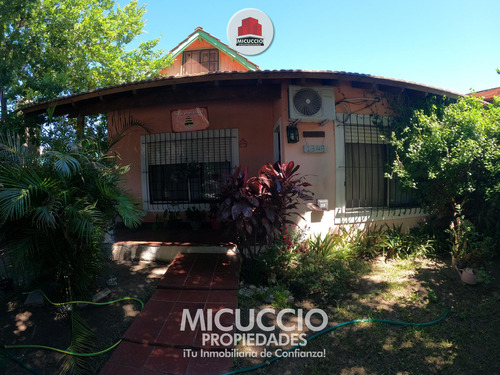 Casa En Venta, Mosconi 1343 Entre Caseros Y Dardo Rocha, Troncos Del Talar, Tigre