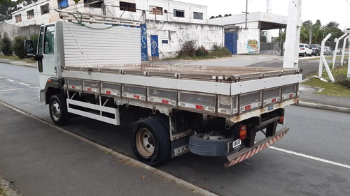 Imagem 4 de 14 de Ford Cargo 816 Ano 2017 3/4 Caminhão Impecável