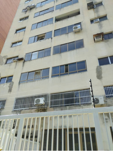 Apartamento En La Trigaleña, Valencia En Venta - 1697 Inmobiliaria Maggi