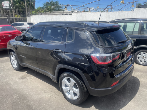 Jeep Compass 2.0 Sport Flex Aut. 5p