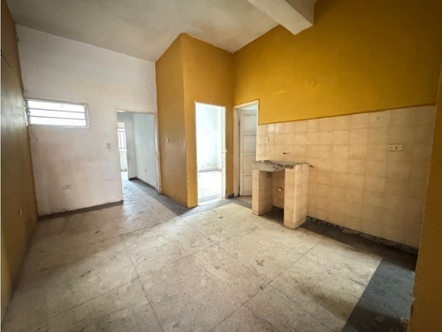 Casa Para Remodelar En Venta En Santa Rosa, Aragua