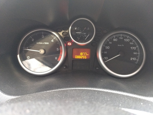 Imagen 7 de 11 de Peugeot 207 Compact 1.9 D Sedan Xs 2010